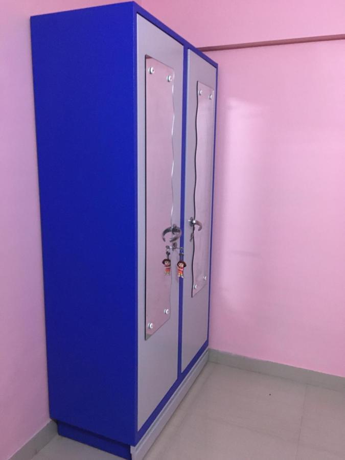 Galaxy Apartment Мумбай Екстериор снимка
